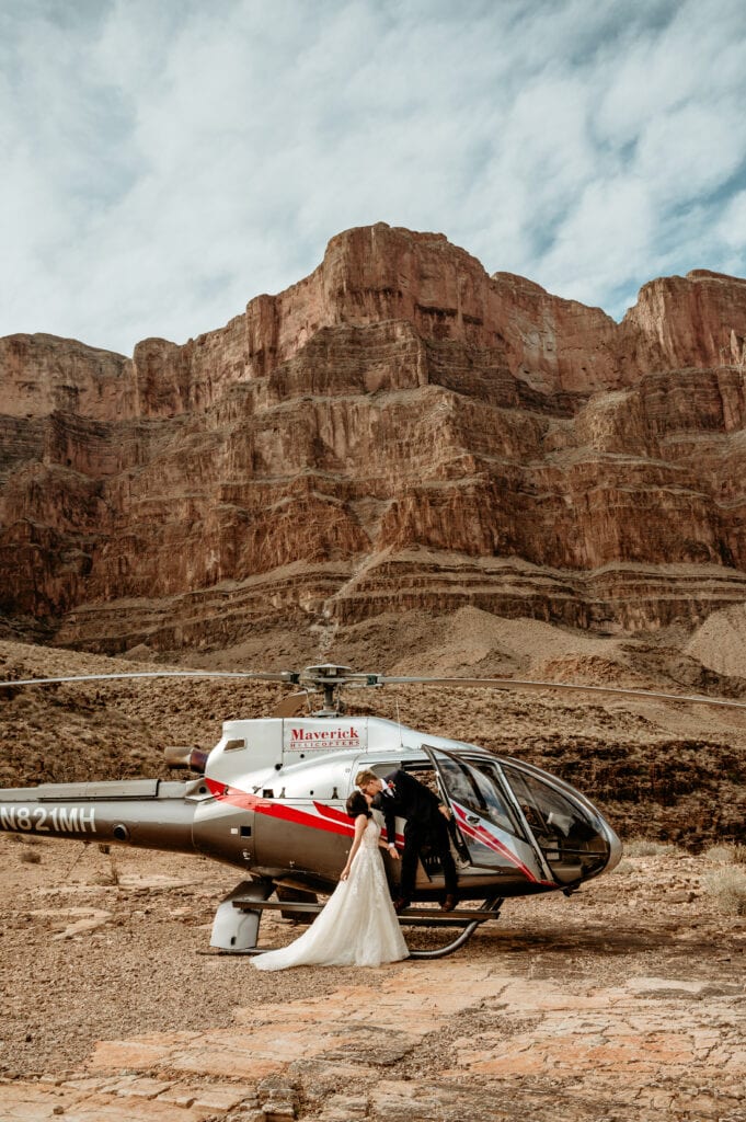 Grand Canyon helicopter elopement by Arizona Elopement Photographer Shannon Stratus Adventure Photography